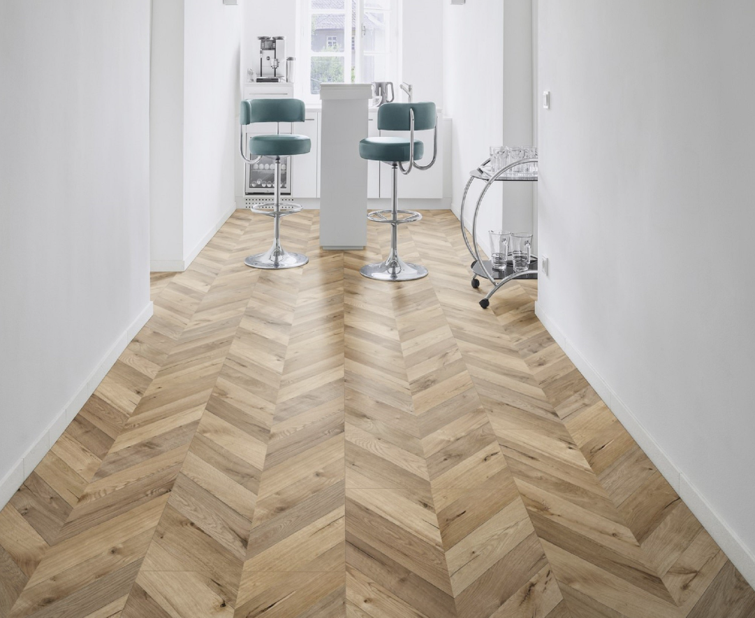 Kaindl Derzli Laminant Parke 8mm Natural Touch Balıksırtı Fortress Rochesta K4378  Wide Plank